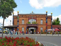 web-HundertwasserBahnhof