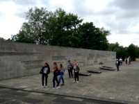 web 150708BergenBelsen1