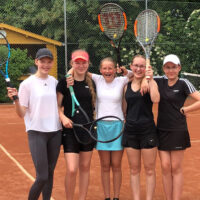 2023 06 Gruppenfoto Tennis klein